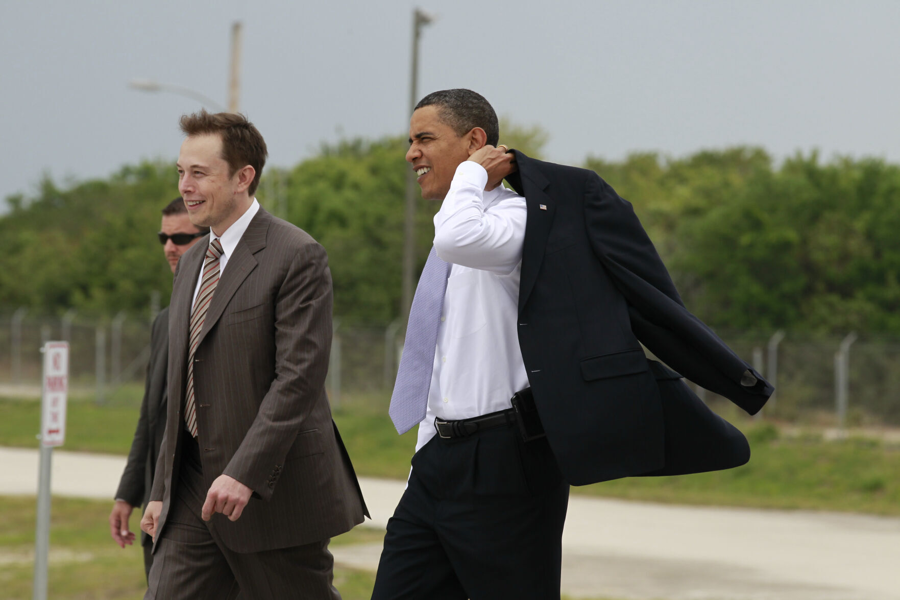 2010: Barack Obama and Elon Musk